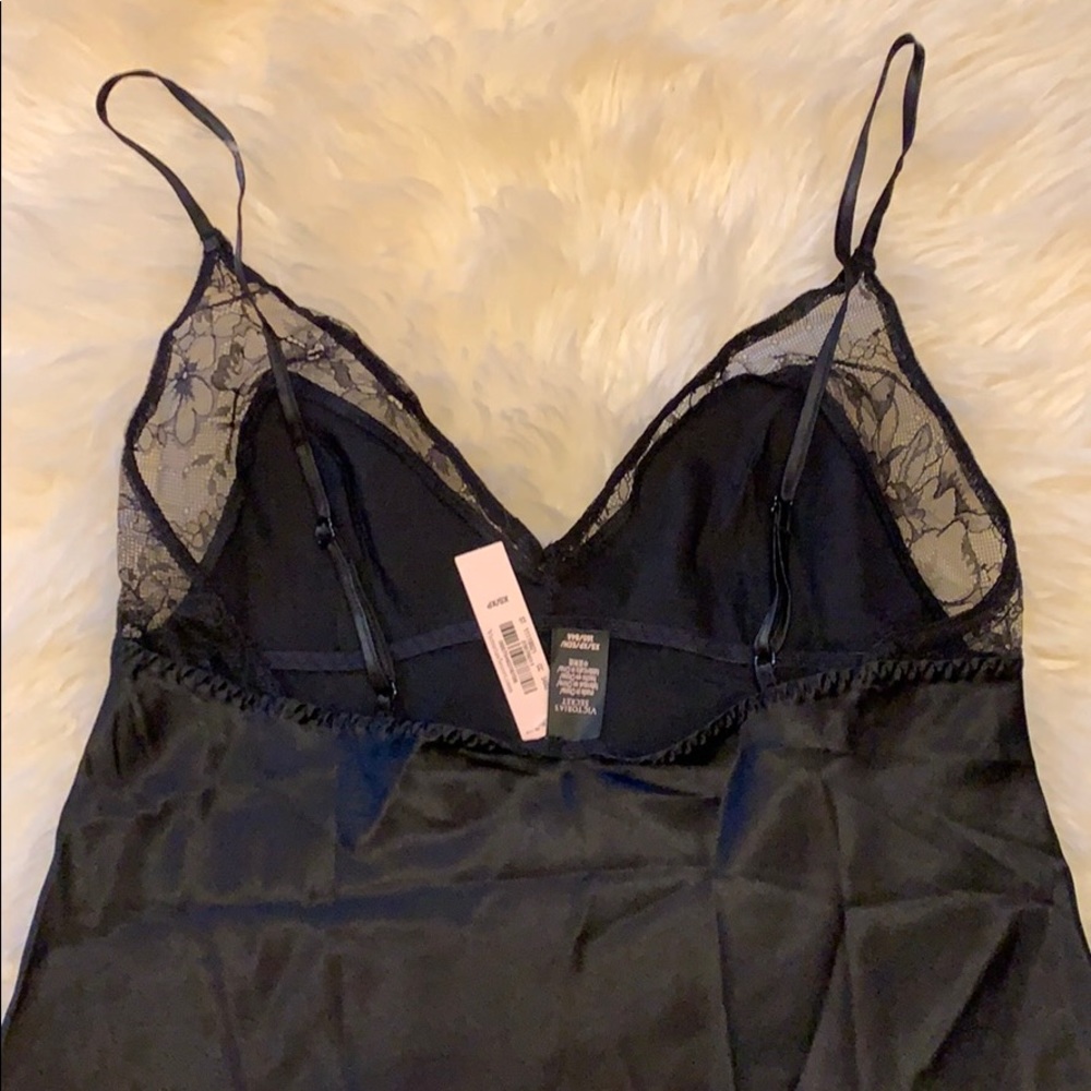 VICTORIA'S SECRET SATIN CHEMISE LACE BABYDOLL - Picture 2 of 4
